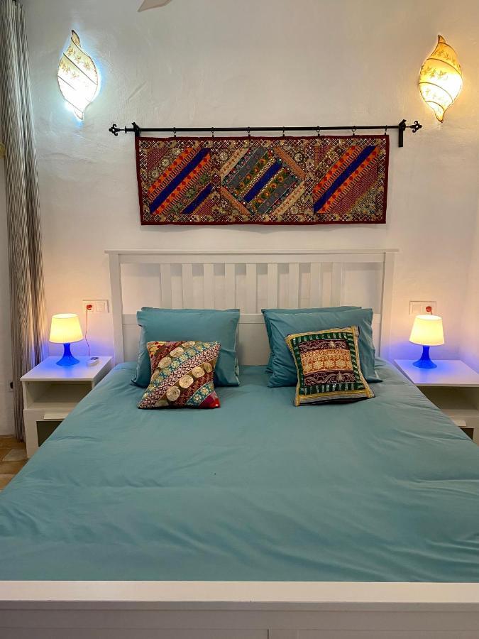 Cheerful One Bedroom Townhouse With Patio Archez Exterior photo